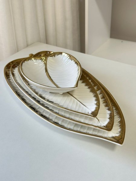 جاط ورقه شجر موشح ذهبي