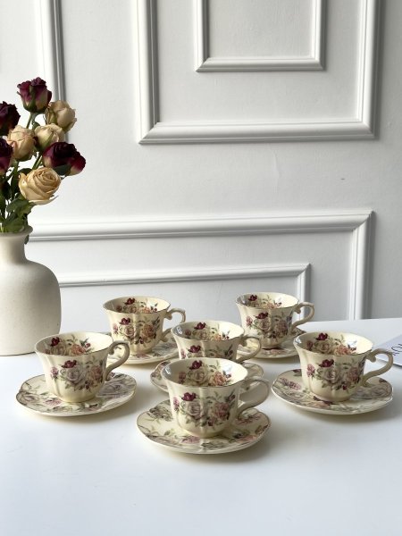 طقم كاسات شاي 6+6 انجليزي