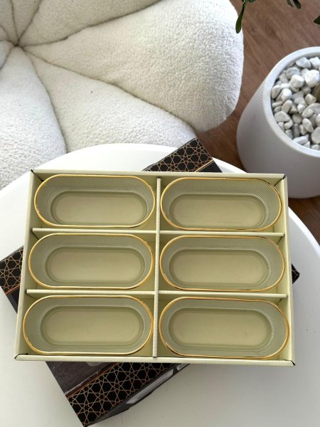 طقم 6 صحون مكسرات شفاف حز ذهبي