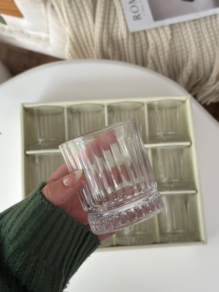 كاسات عصير محزز شفاف / 12