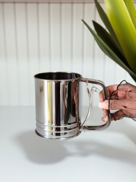 منخل طحين ستانلس