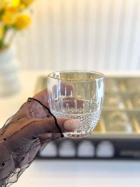 طقم/12 كاسات عصير زجاج حز مذهب