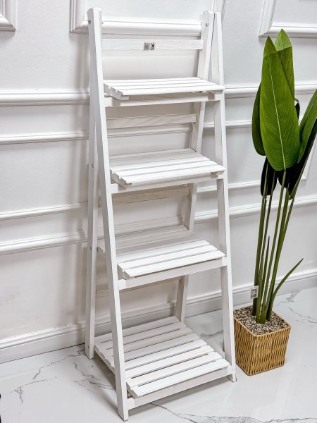 سلم خشبي 4طبقات