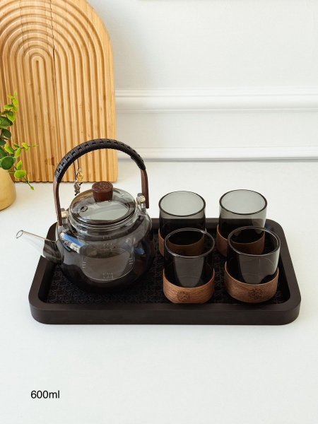 طقم ابريق+4كاسات+صينيه