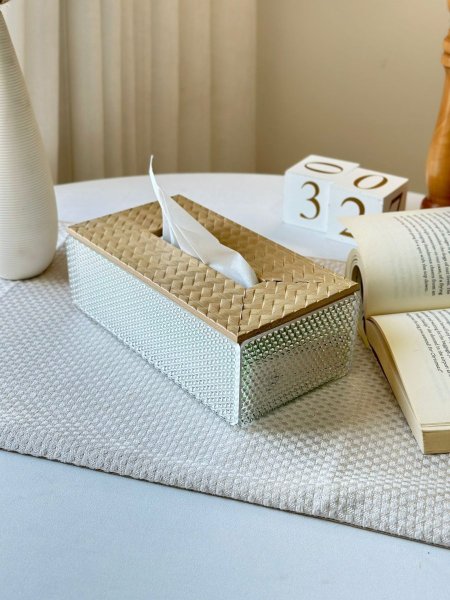 علبه محارم اكرلك