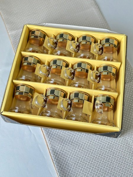 كاسات شاي مورد