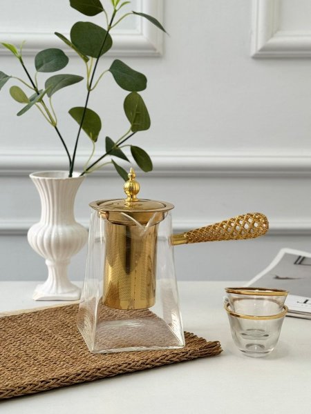 غلايه بايركس يد معدن750مل