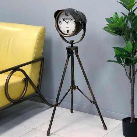 ساعه +ستاند