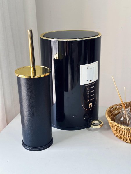 سطل+فرشاه حمام