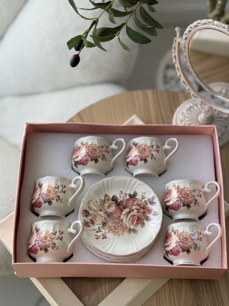 كاسات شاي مورد